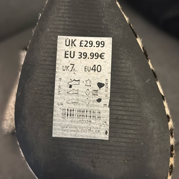 New Look sling backs with leather uppers. Size 40 - Picture 3 of 3